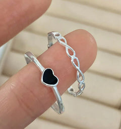 Retro Bear Ring with Black Heart and Flower Design